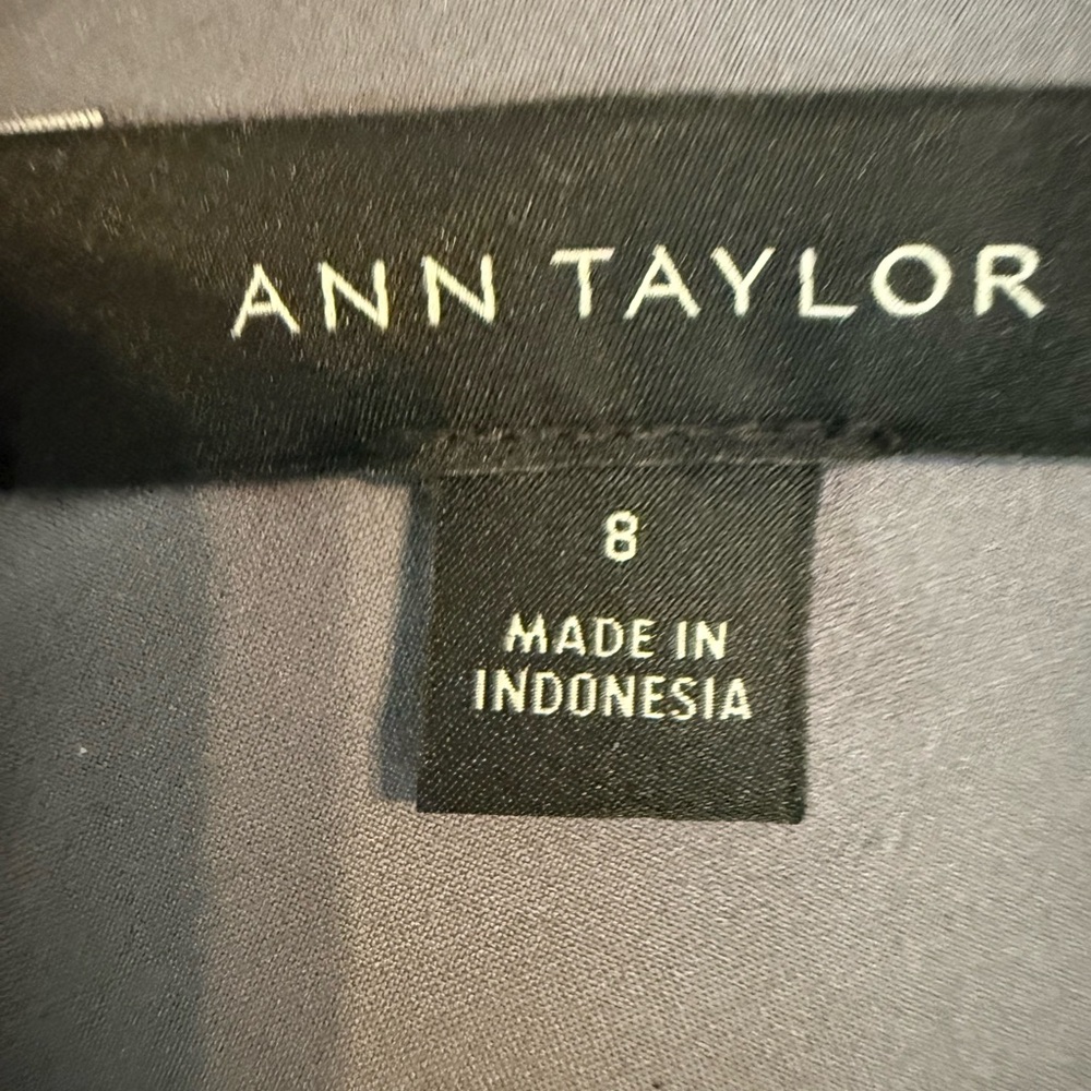 Ann Taylor Classic Gray Blazer - Picture 3 of 6